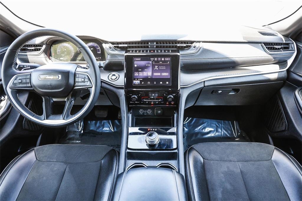 used 2024 Jeep Grand Cherokee car, priced at $37,595