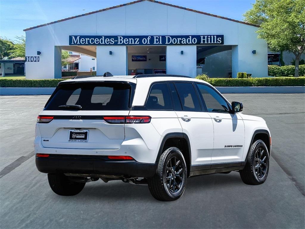used 2024 Jeep Grand Cherokee car, priced at $37,595