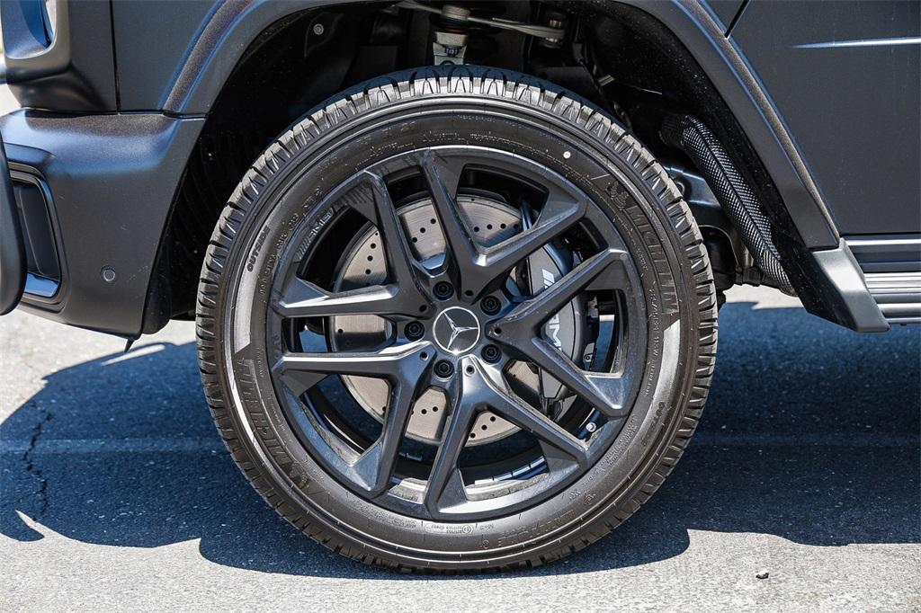 new 2025 Mercedes-Benz AMG G 63 car, priced at $207,685