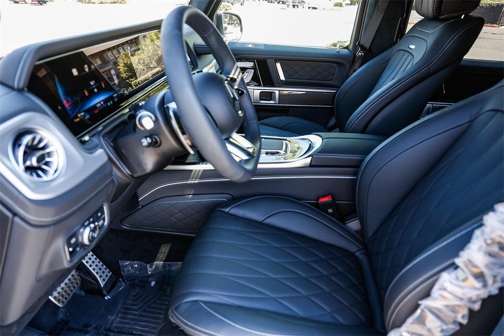 new 2025 Mercedes-Benz AMG G 63 car, priced at $207,685