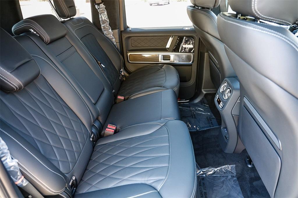 new 2025 Mercedes-Benz AMG G 63 car, priced at $207,685