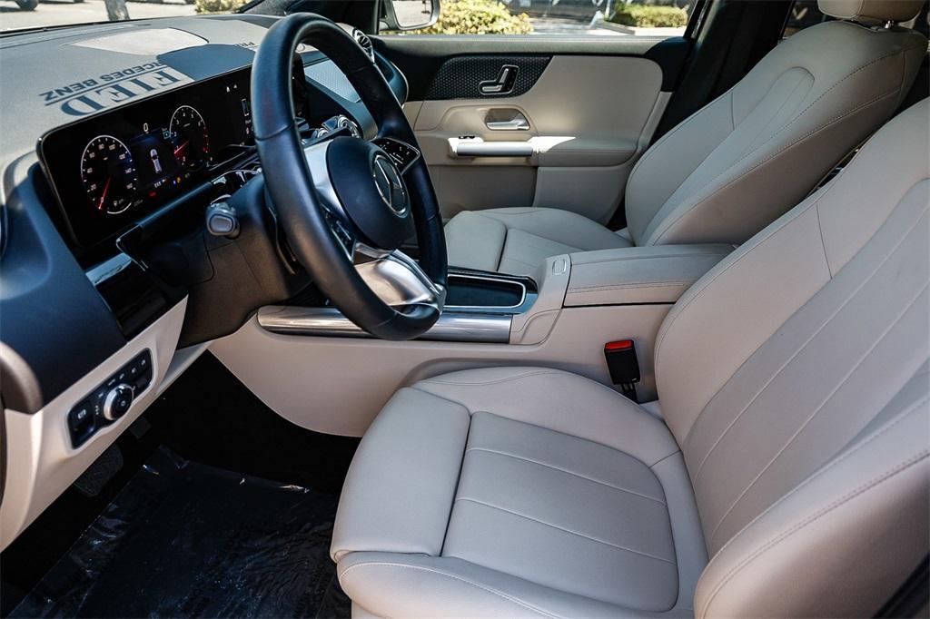 used 2025 Mercedes-Benz GLA 250 car, priced at $38,990