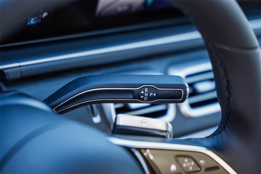 new 2026 Mercedes-Benz GLE 450 car, priced at $79,245