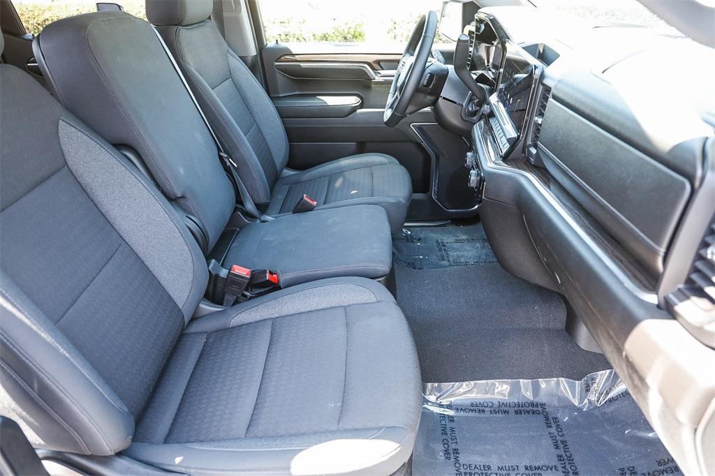 used 2024 Chevrolet Silverado 1500 car, priced at $47,895