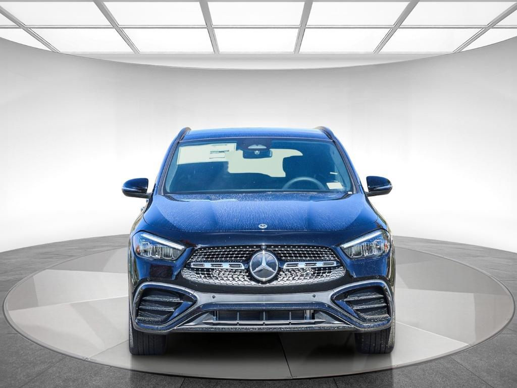 new 2025 Mercedes-Benz GLA 250 car, priced at $52,375