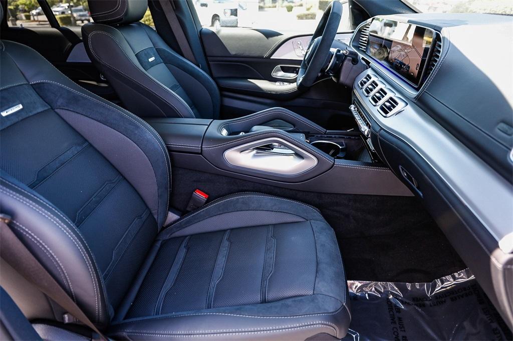 new 2025 Mercedes-Benz AMG GLE 53 car, priced at $93,835