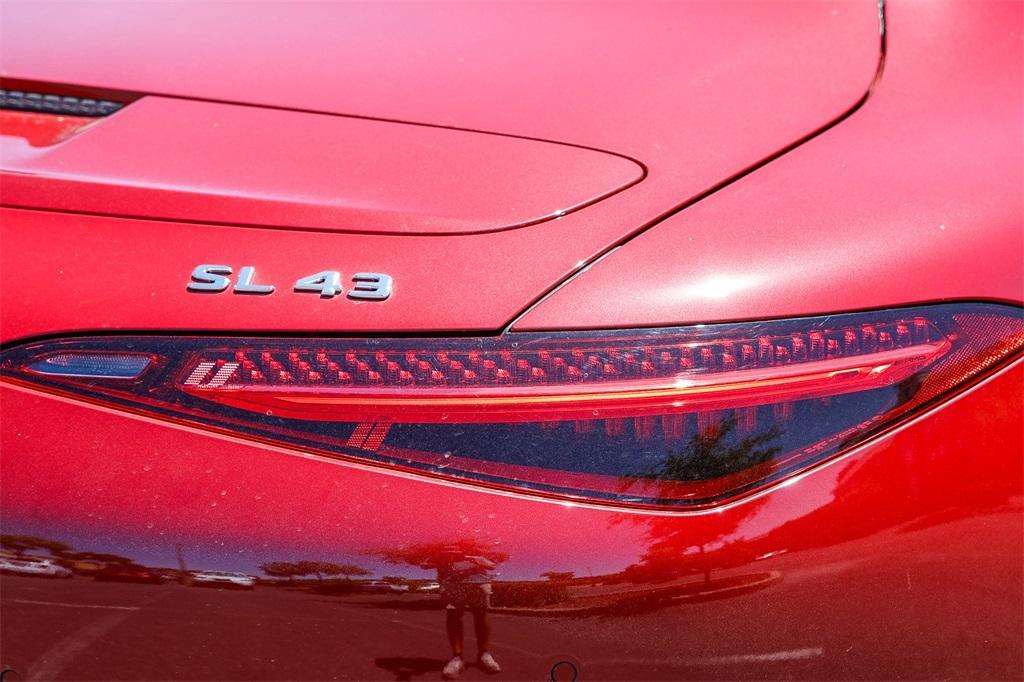 new 2025 Mercedes-Benz AMG SL 43 car, priced at $115,860