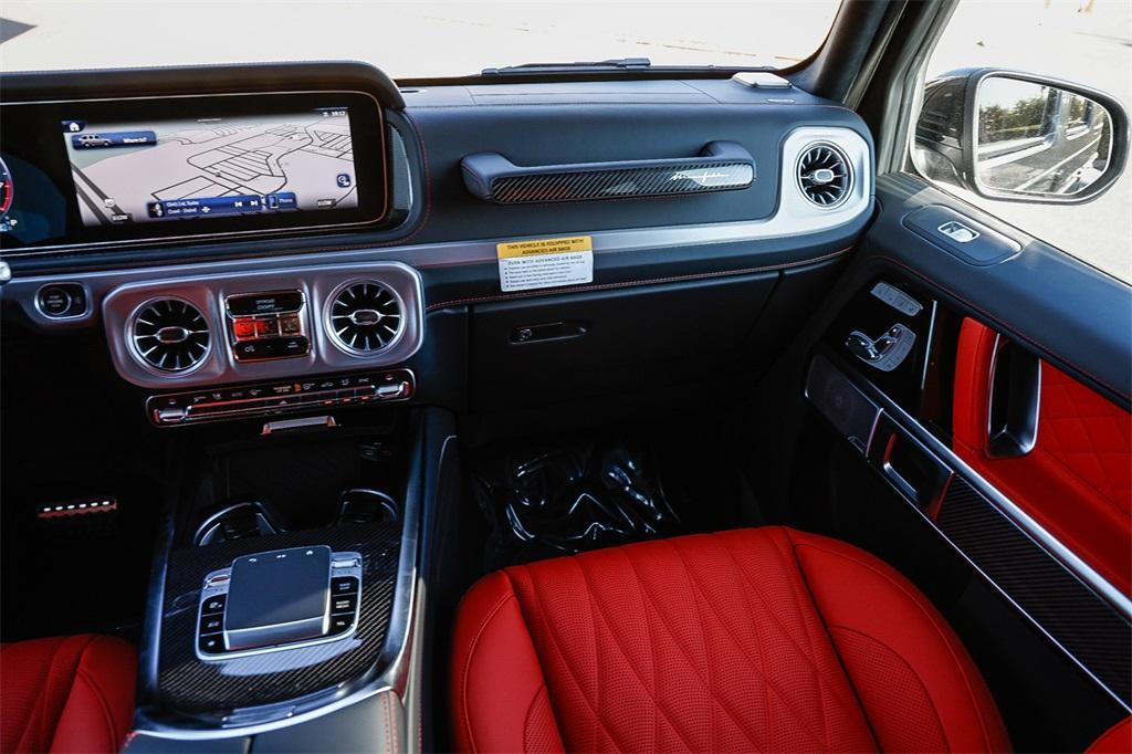 new 2025 Mercedes-Benz AMG G 63 car, priced at $213,335