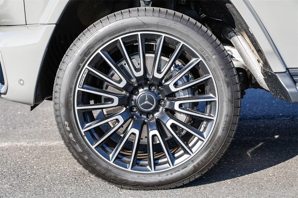new 2025 Mercedes-Benz AMG G 63 car, priced at $213,335