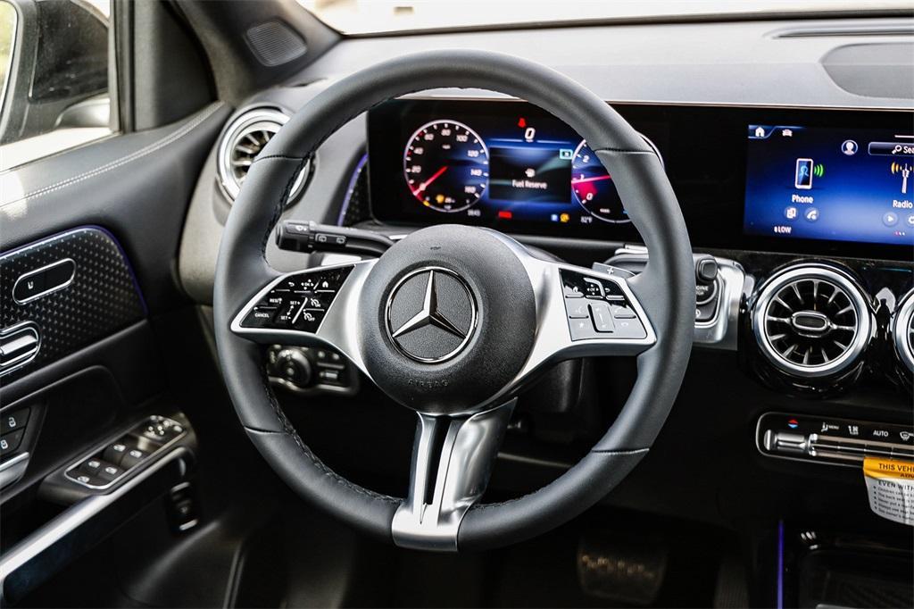 new 2025 Mercedes-Benz GLB 250 car, priced at $51,695