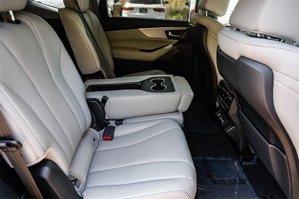 used 2023 Acura MDX car, priced at $46,823