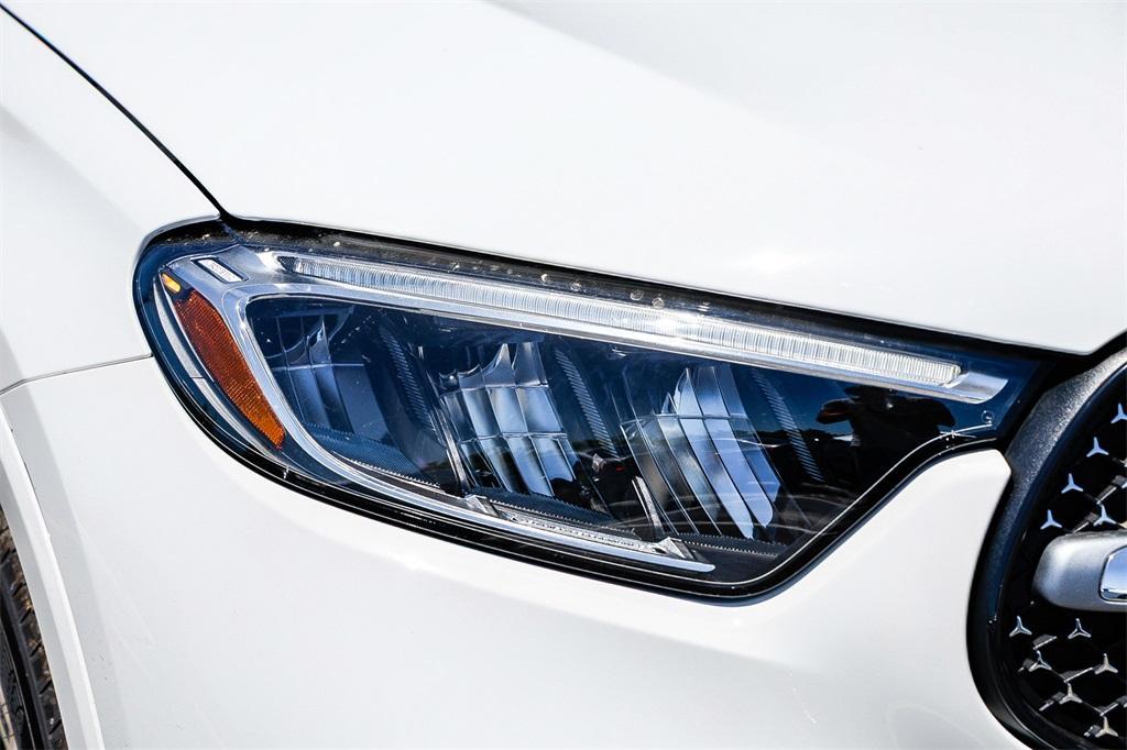 new 2025 Mercedes-Benz GLC 300 car, priced at $57,800