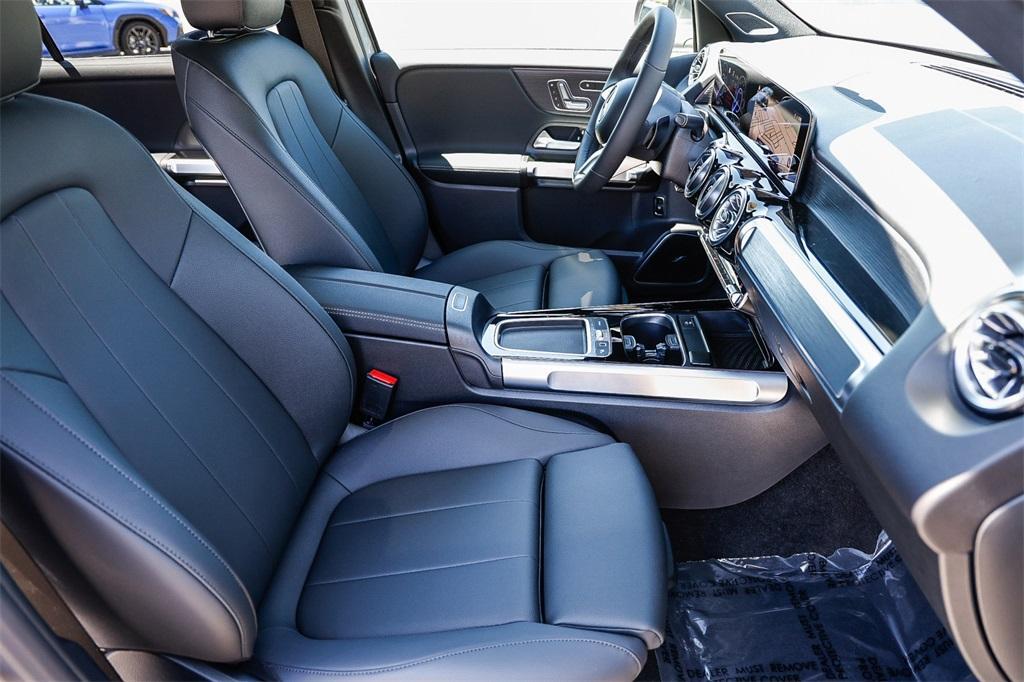 new 2025 Mercedes-Benz EQB 300 car, priced at $65,420