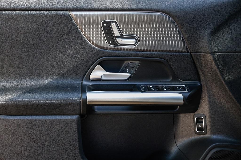used 2021 Mercedes-Benz GLA 250 car, priced at $20,595