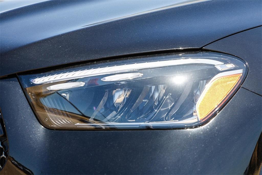 new 2025 Mercedes-Benz GLE 580 car, priced at $102,875