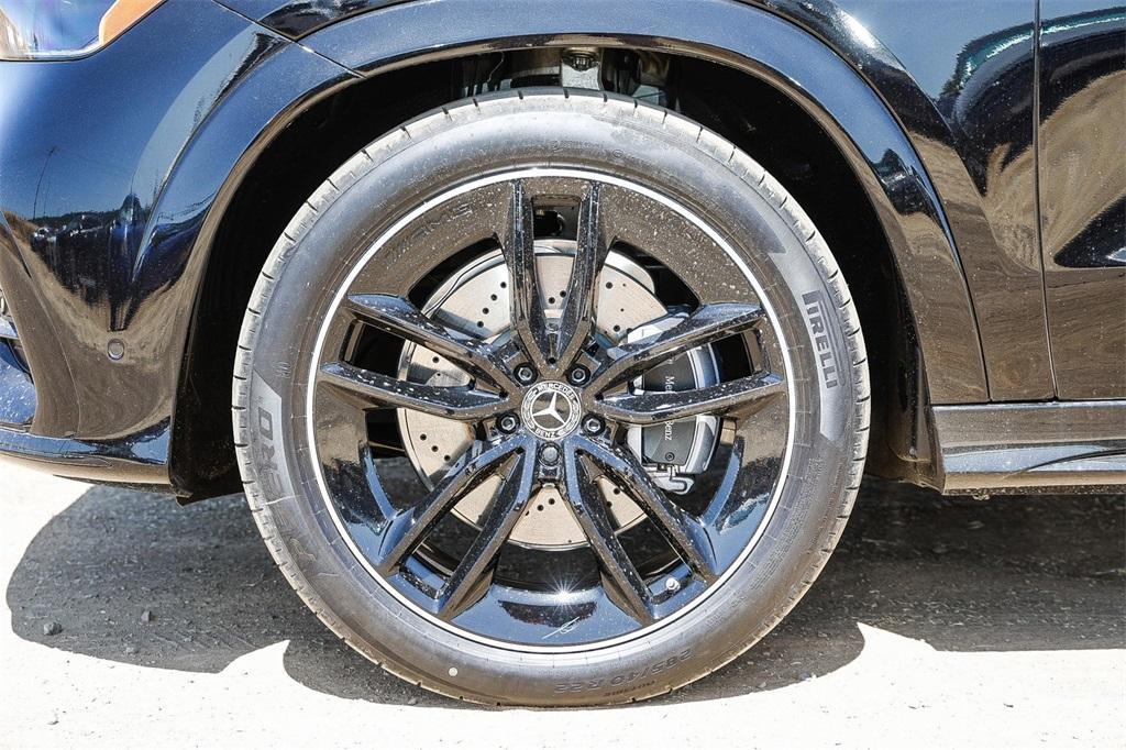 new 2025 Mercedes-Benz GLE 580 car, priced at $102,875