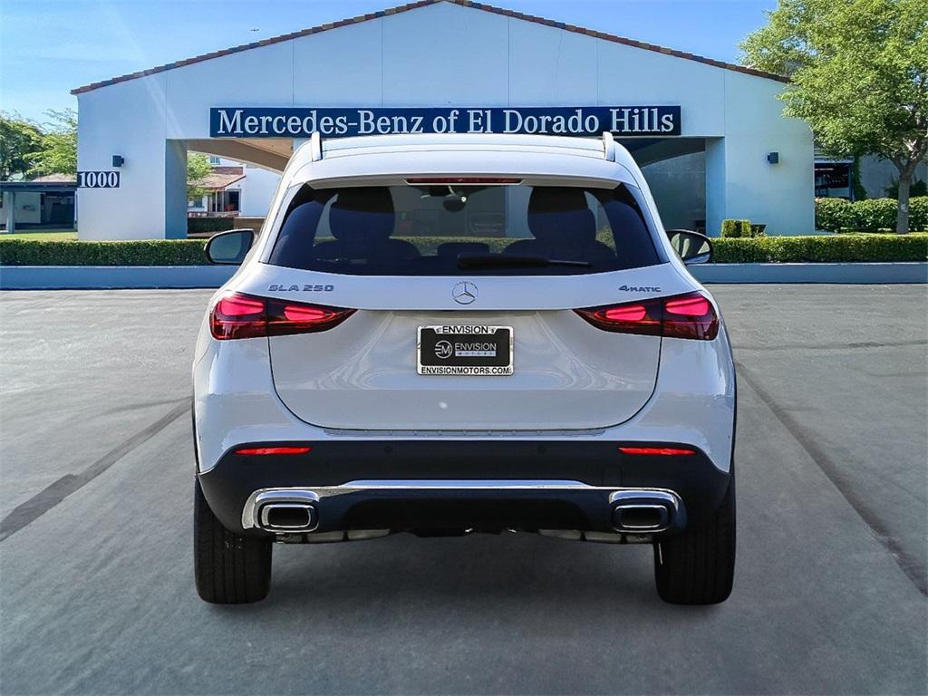 new 2025 Mercedes-Benz GLA 250 car, priced at $47,650