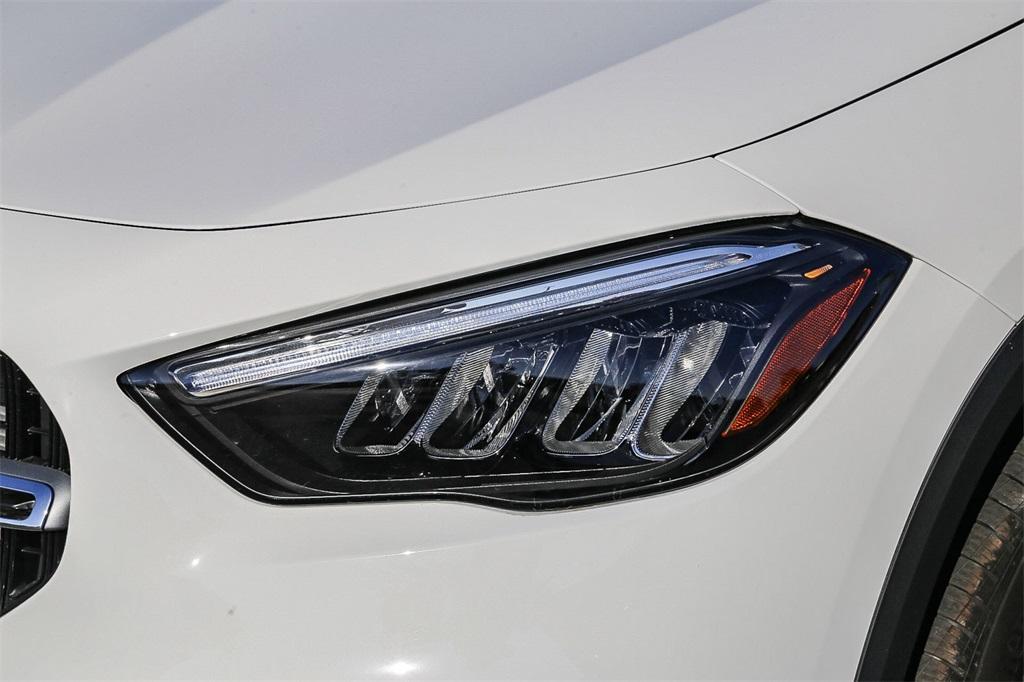new 2025 Mercedes-Benz GLA 250 car, priced at $47,650