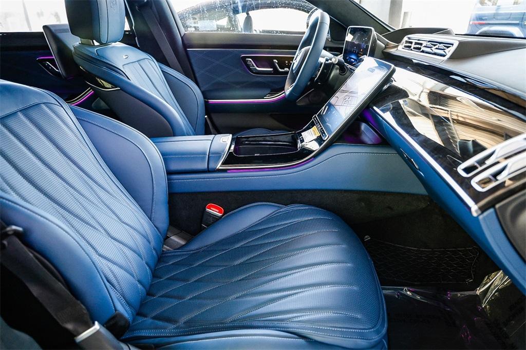 new 2025 Mercedes-Benz AMG S 63 E car, priced at $209,950