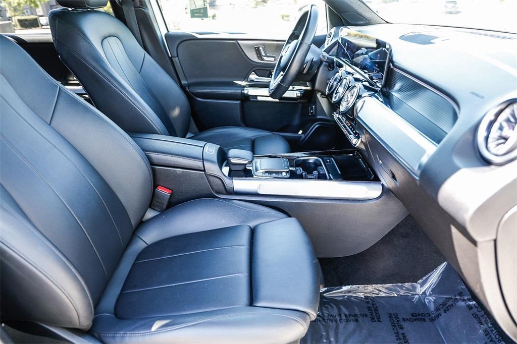 used 2021 Mercedes-Benz GLB 250 car, priced at $28,995