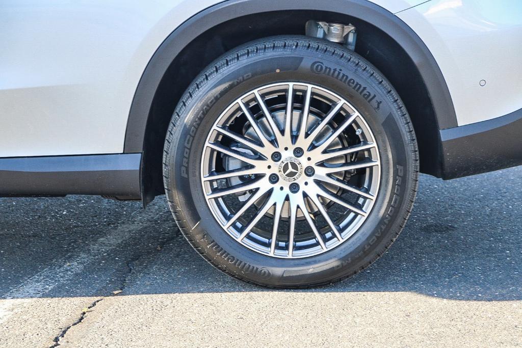 new 2026 Mercedes-Benz GLC 300 car, priced at $57,915