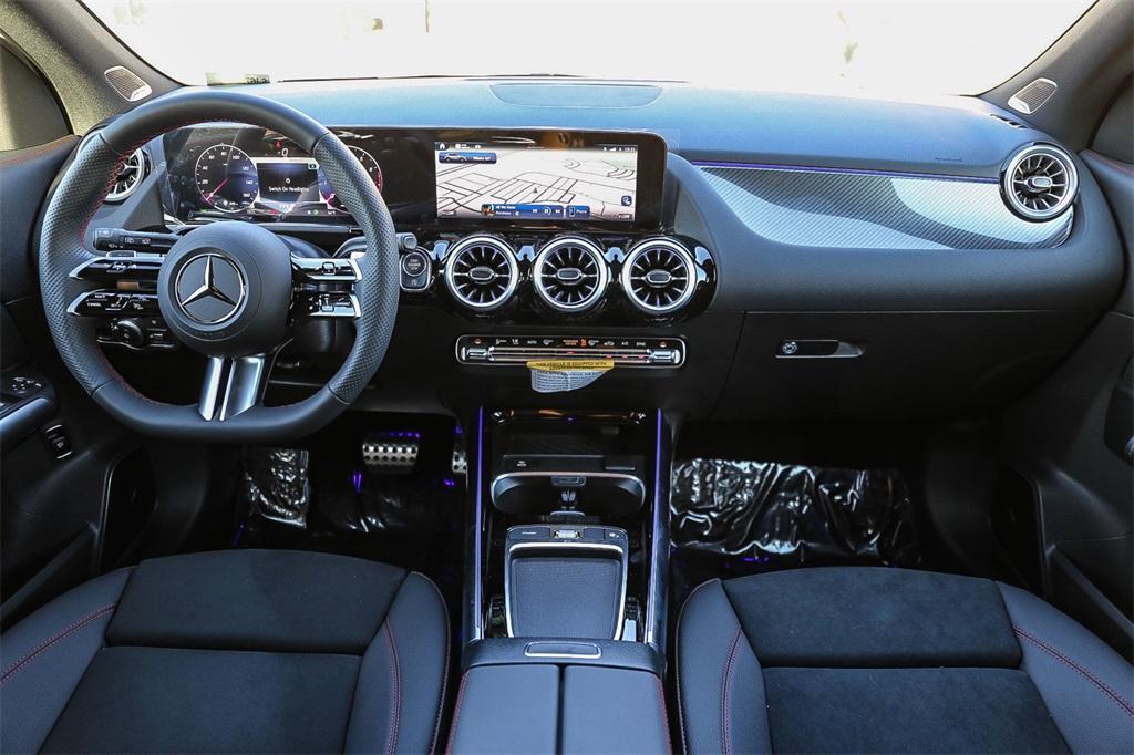 new 2025 Mercedes-Benz GLA 250 car, priced at $55,340