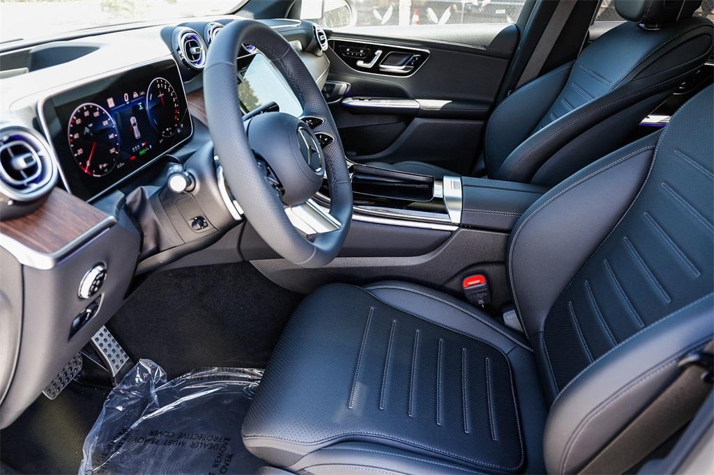new 2025 Mercedes-Benz GLC 350e car, priced at $73,605