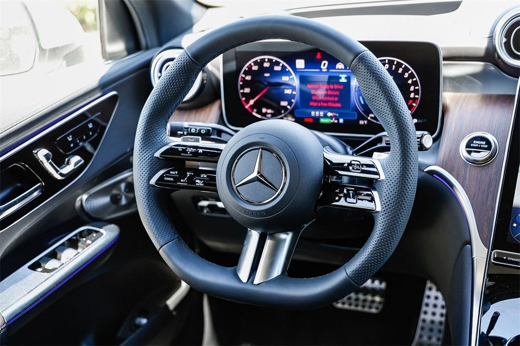 new 2025 Mercedes-Benz GLC 350e car, priced at $73,605