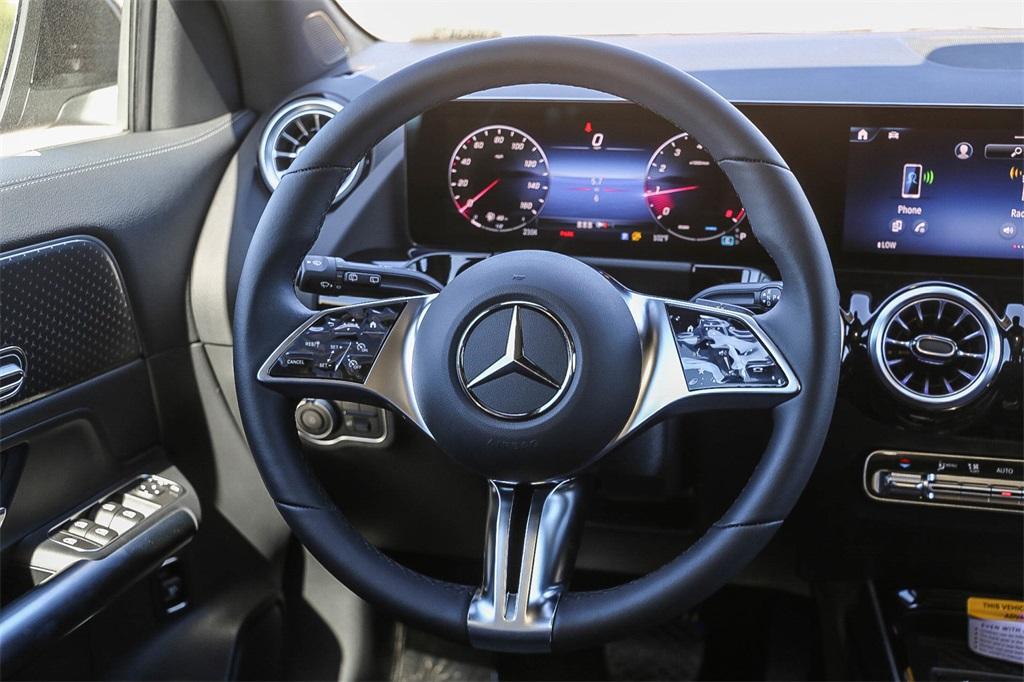 new 2025 Mercedes-Benz GLA 250 car, priced at $47,650