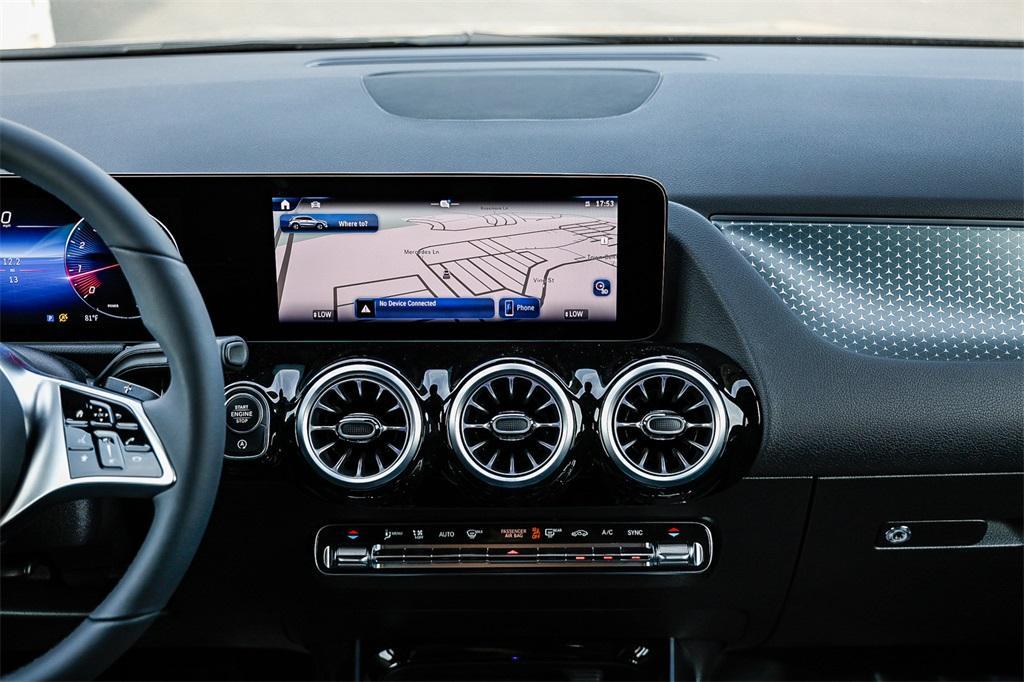 new 2025 Mercedes-Benz GLA 250 car, priced at $45,484