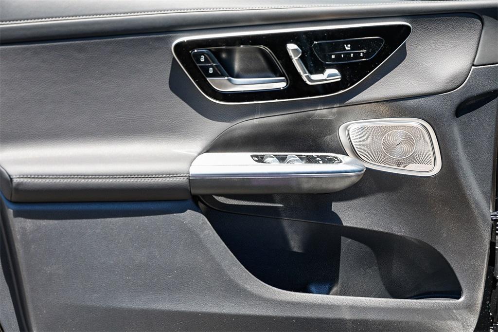 new 2025 Mercedes-Benz GLC 350e car, priced at $67,150