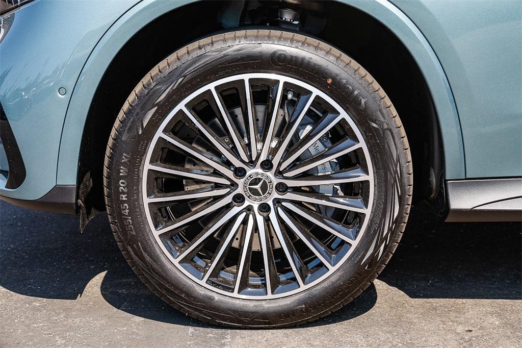 new 2025 Mercedes-Benz GLC 350e car