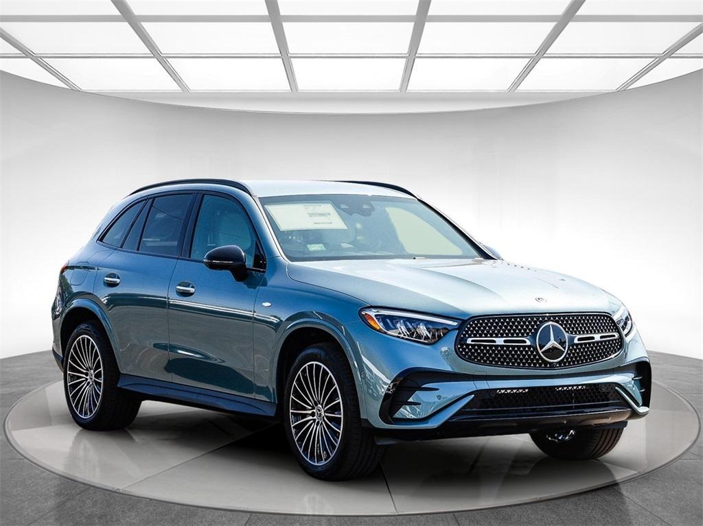 new 2025 Mercedes-Benz GLC 350e car