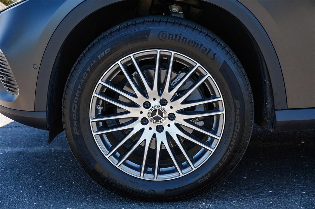 used 2024 Mercedes-Benz GLC 300 car, priced at $46,295