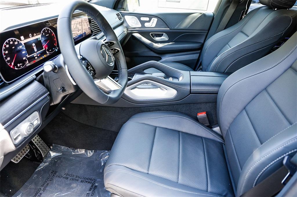 new 2025 Mercedes-Benz GLS 450 car, priced at $101,275