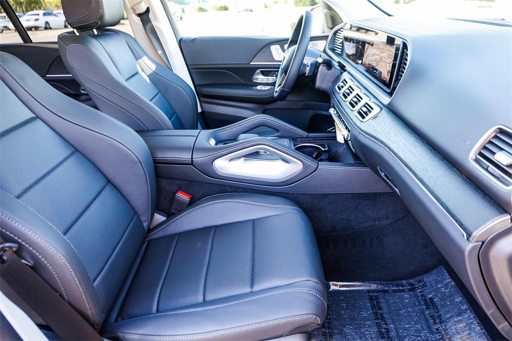 new 2026 Mercedes-Benz GLE 450 car, priced at $78,145