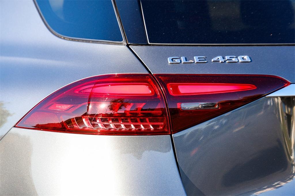 new 2026 Mercedes-Benz GLE 450 car, priced at $78,145