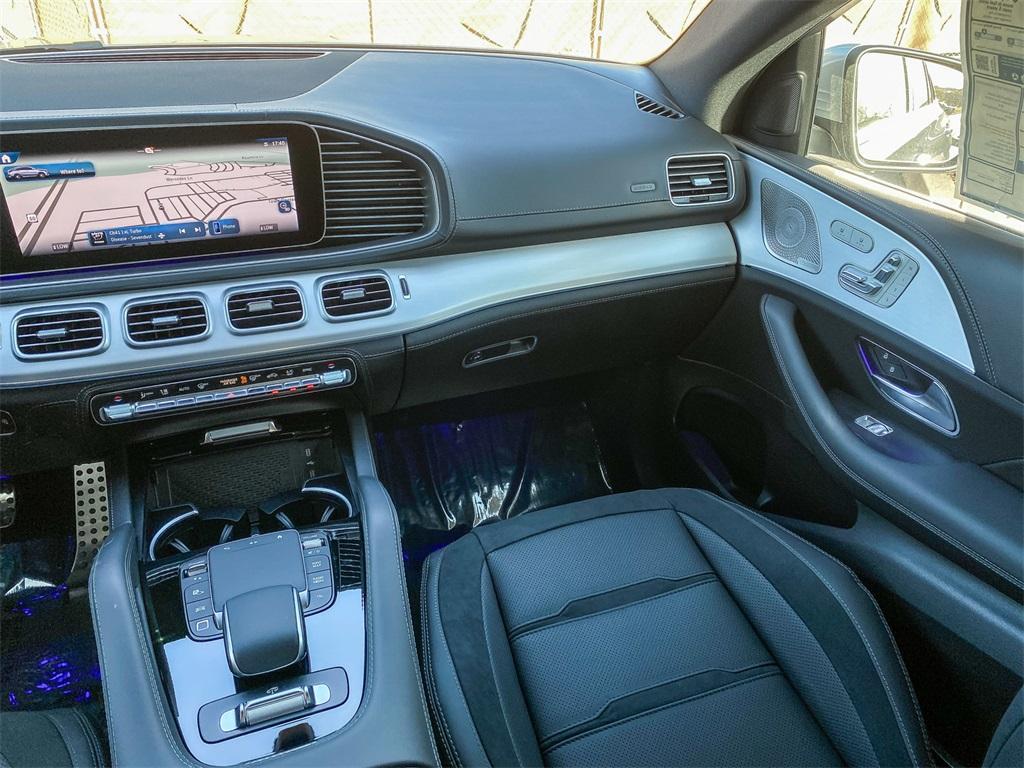 new 2025 Mercedes-Benz AMG GLE 53 car, priced at $93,835