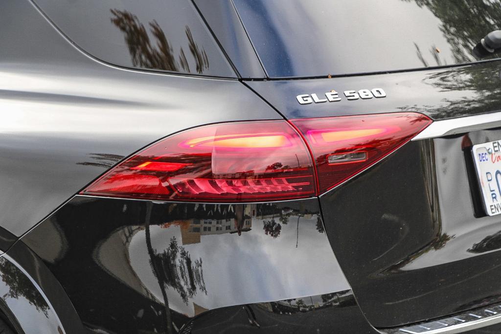 new 2026 Mercedes-Benz GLE 580 car, priced at $104,365