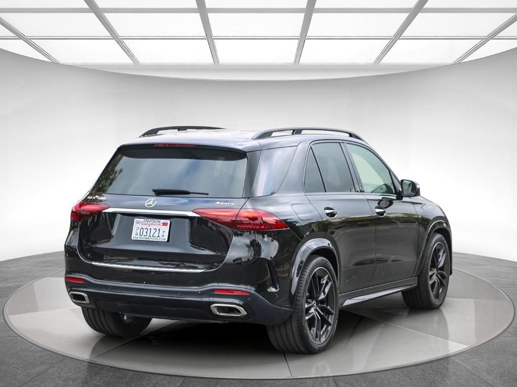 new 2026 Mercedes-Benz GLE 580 car, priced at $104,365