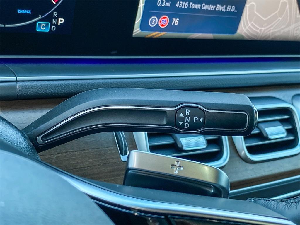 new 2025 Mercedes-Benz GLE 450 car, priced at $81,245