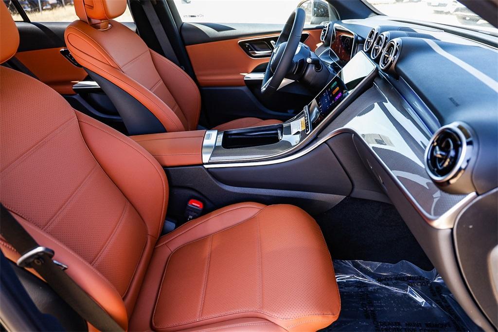 new 2025 Mercedes-Benz GLC 300 car, priced at $53,005