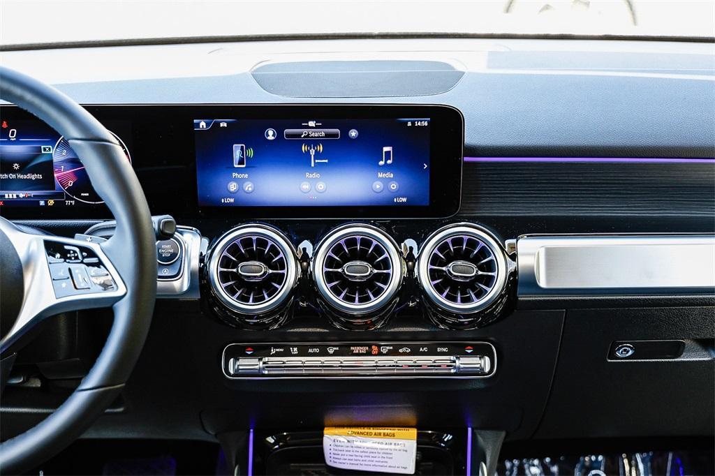 new 2025 Mercedes-Benz GLB 250 car, priced at $51,590