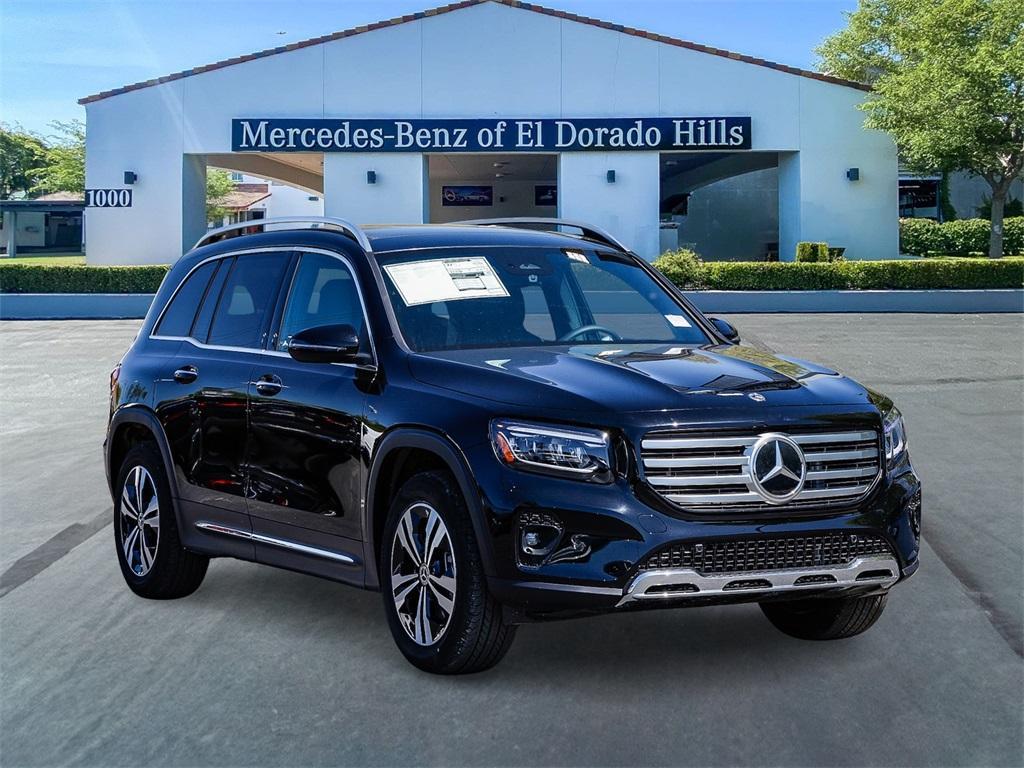 new 2025 Mercedes-Benz GLB 250 car, priced at $51,590