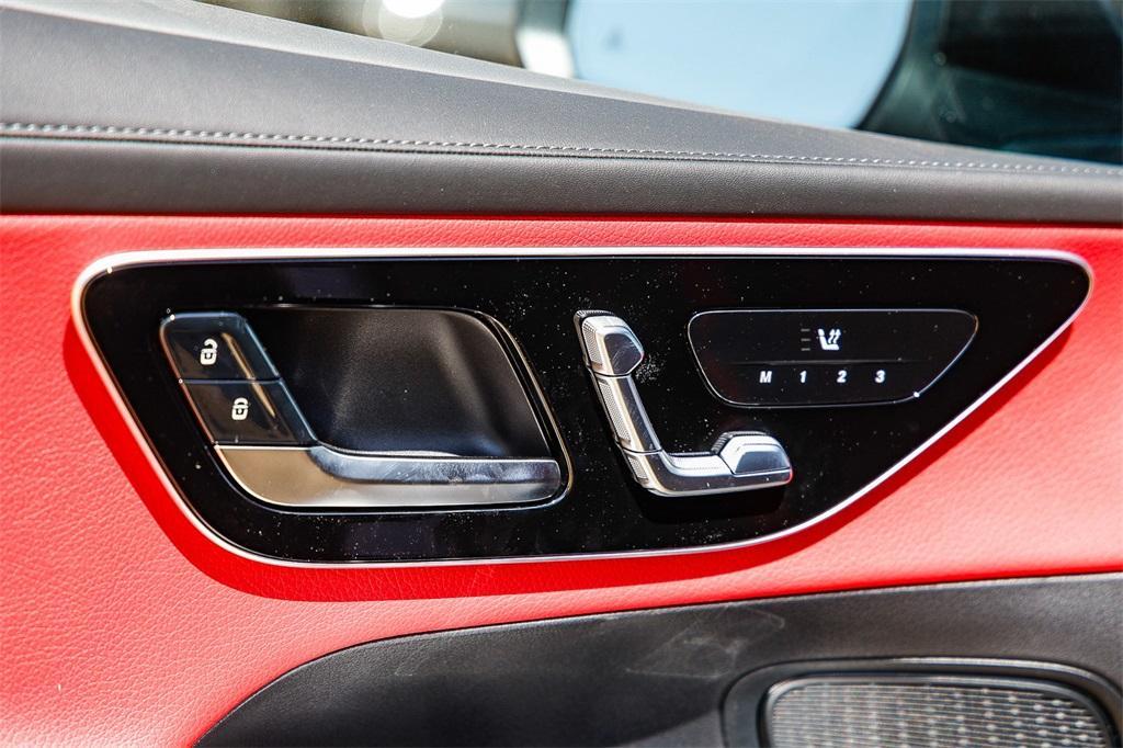 new 2025 Mercedes-Benz GLC 350e car, priced at $68,975