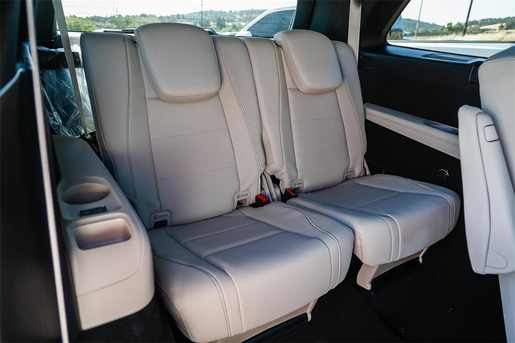 new 2025 Mercedes-Benz GLS 450 car, priced at $91,775