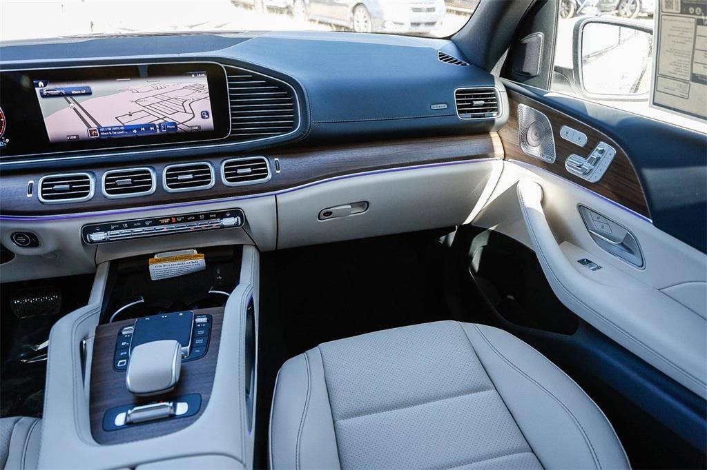 new 2025 Mercedes-Benz GLS 450 car, priced at $91,775