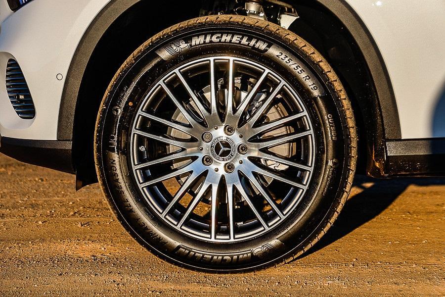 new 2026 Mercedes-Benz GLC 300 car, priced at $62,855
