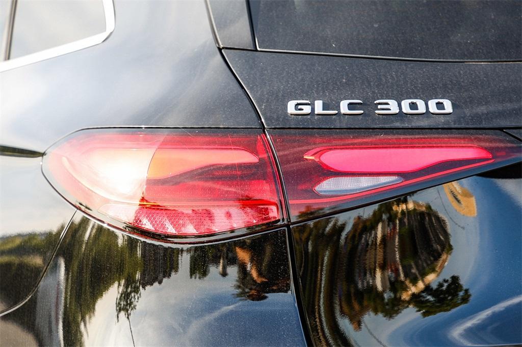 new 2025 Mercedes-Benz GLC 300 car, priced at $54,150
