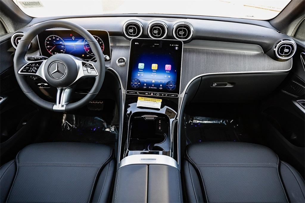 new 2025 Mercedes-Benz GLC 300 car, priced at $54,150